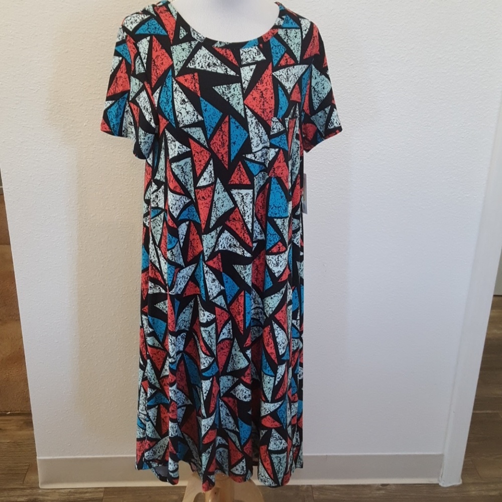 CARLY! LULAROE!!!